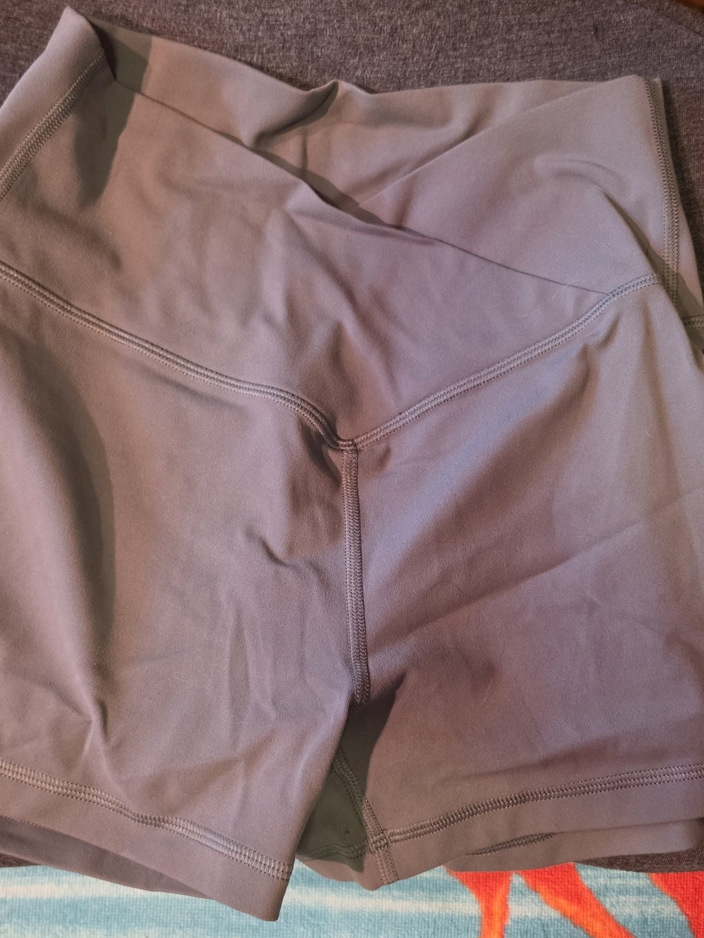 Women’s CrZ Butterluxe Bike Shorts - Grey Sage, NWOT